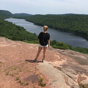 Meet your Posher, Bailey